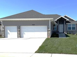 2013 S Edgewood Court, Ozark, MO 65721