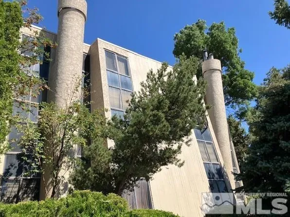 31 Vista Rafael Pkwy, Reno, NV 89503