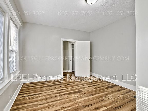 5th image of 202 S 43rd St