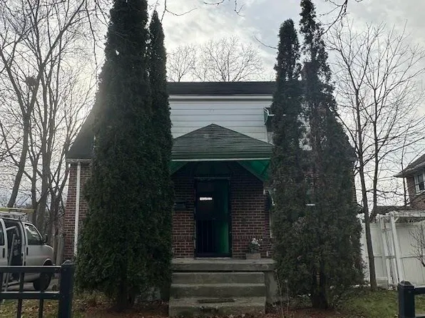 125 W McClellan St, Flint, MI 48505