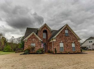 348 Dirks Cairn Dr, Memphis, TN 38018