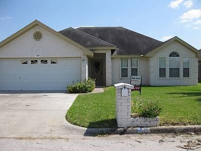 1st image of 1401 Summer Ct