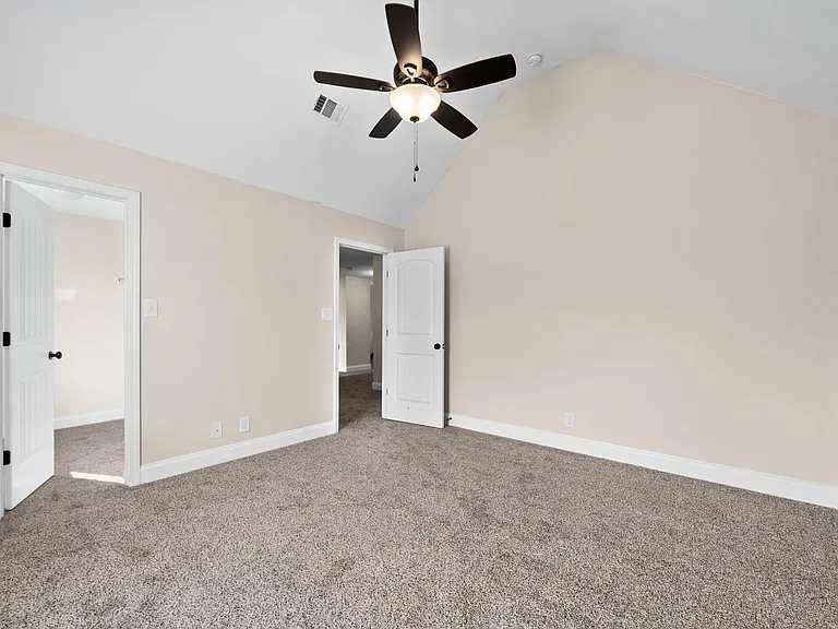 2976 McManus Cir — Photo 28