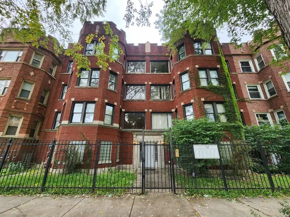 7628 S Essex Ave #3N, Chicago, IL 60649