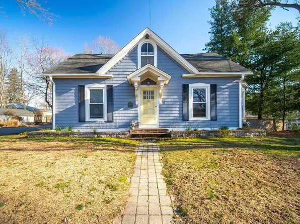 88 Fitch Street, North Haven, CT 06473