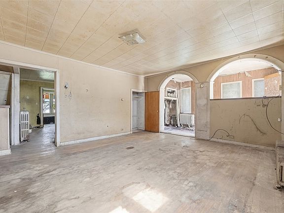 5th image of 3225 Allendale St
