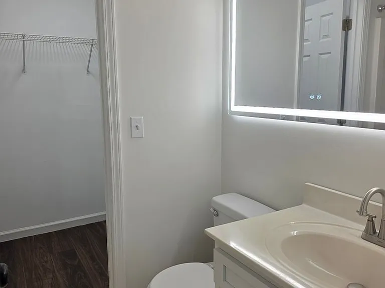 172 Stoneforest Dr — Photo 10