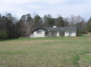 1989 Haymeadow Rd, Hays, NC 28635