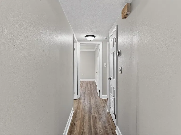 1330 S Shore Dr — Photo 32