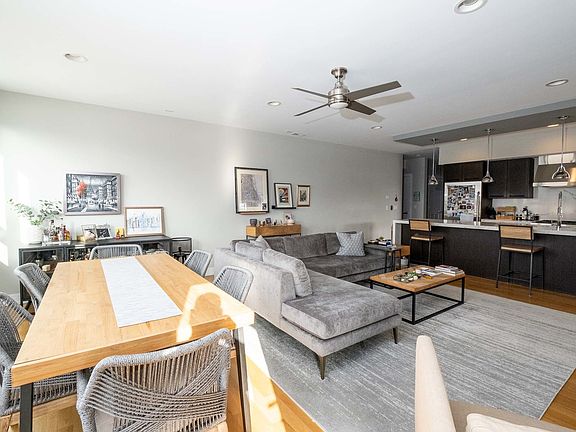 5th image of 1317 N Larrabee St #303