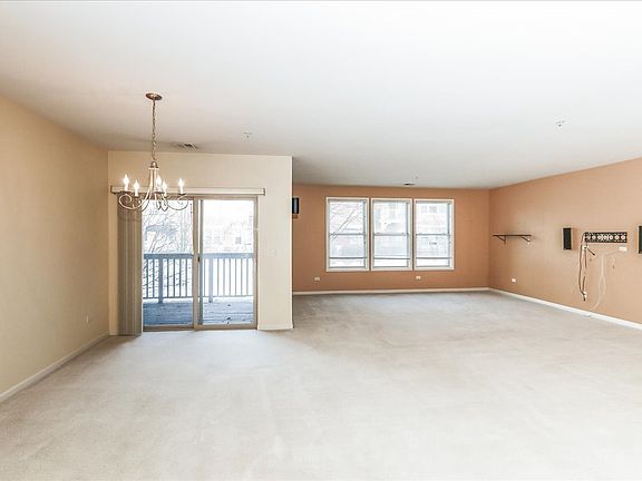 5th image of 275 E Railroad Ave Unit 101