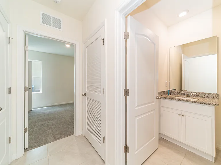 1181 Cascades Ave — Photo 47