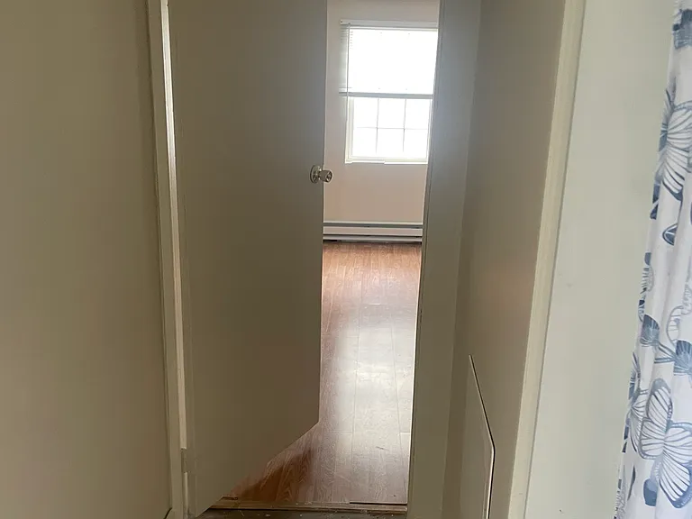 498 W Main St — Photo 29