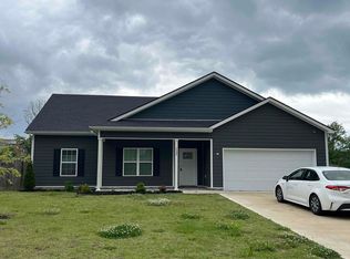 1206 Trestle Dr, Columbia, TN 38401