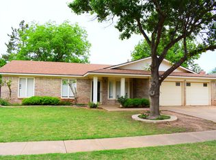 8010 Brentwood Ave, Lubbock, TX 79424