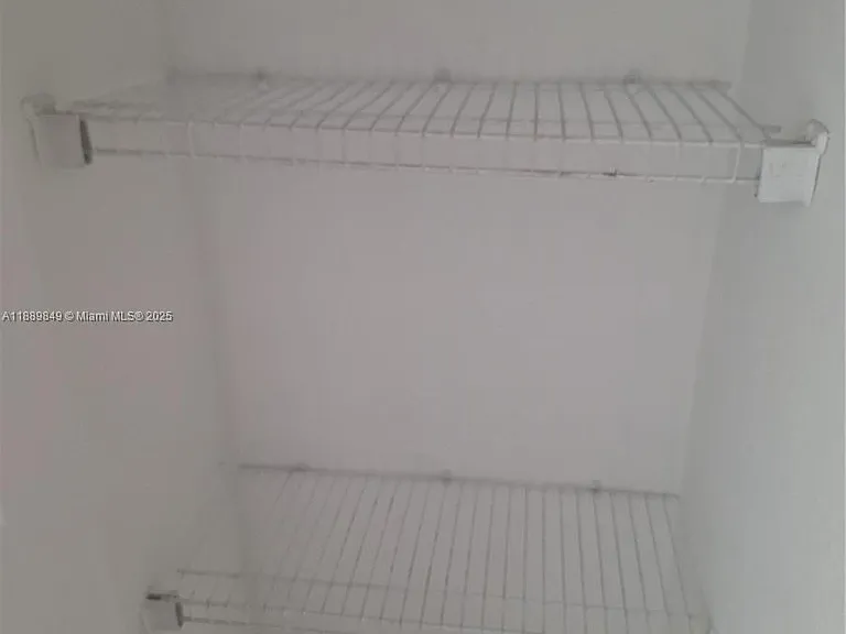 6621 Winfield Blvd #1 — Photo 23