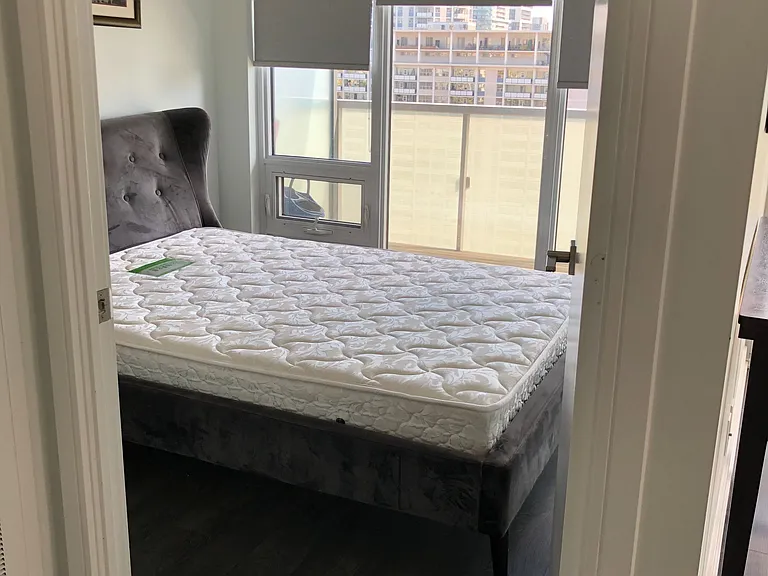 28 Wellesley St E #1702 — Photo 5