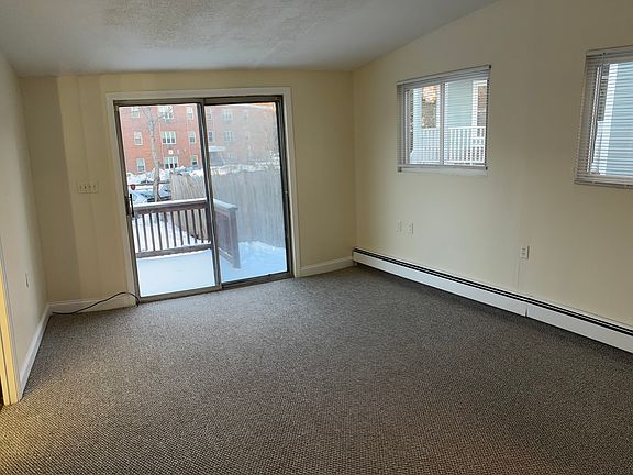 4th image of 14 Gilkey Ct APT 2