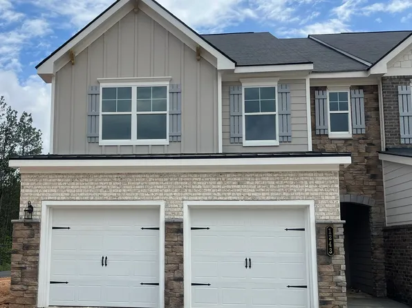 1243 Park Center Cir, Austell, GA 30168