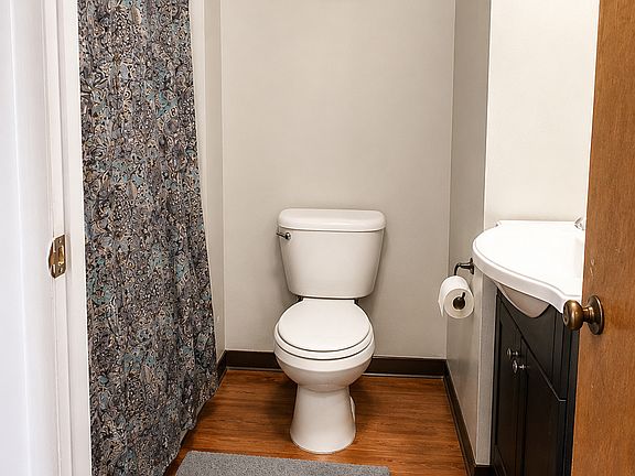 Second floor back bathroom