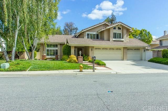 1st image of 733 Lynnmere Dr