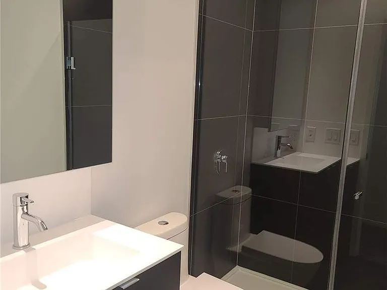 20 Edward St #1009 — Photo 17