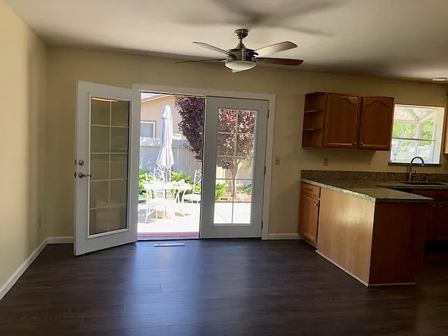 101 Woodlake Ct — Photo 14