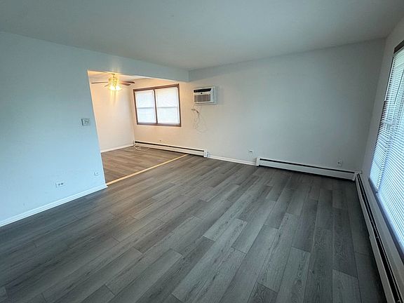 2nd image of 4512 Grove Ave APT 2N
