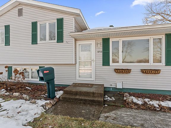 2nd image of 1715 Rerick Dr