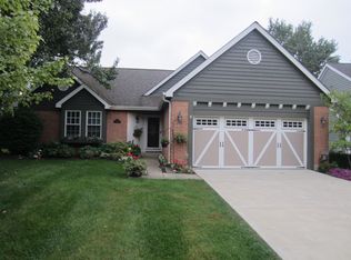 5082 Crossbridge Dr, West Chester, OH 45069