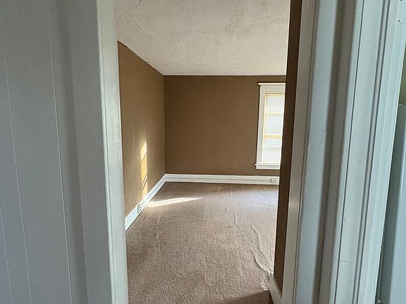 5th image of 1602 Brookside Ave #2