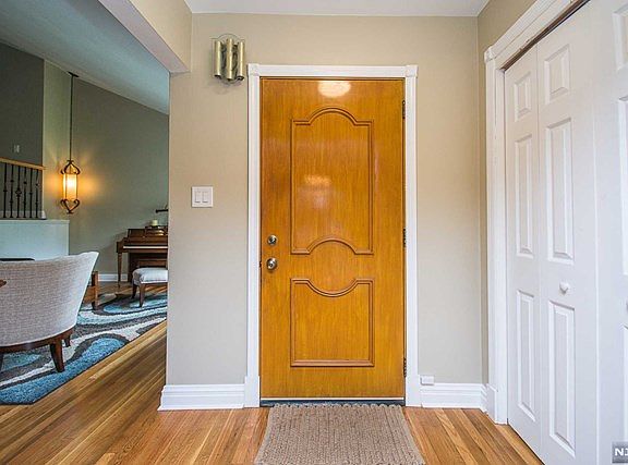 2nd image of 541 Mabie St