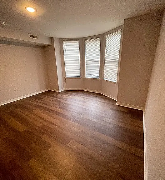 4220 W Girard Ave — Photo 3