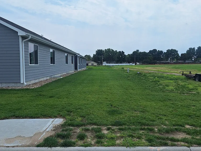1116-1118 Jake Dr — Photo 3