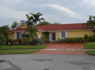 15666 SW 113th Pl, Miami, FL 33157