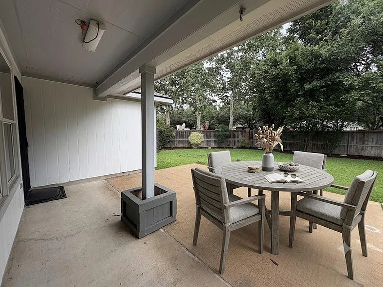 114 Newport Landing Pl — Photo 11