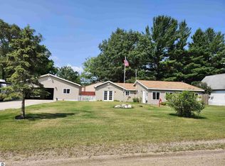 6615 Ridge Rd, Harrison, MI 48625