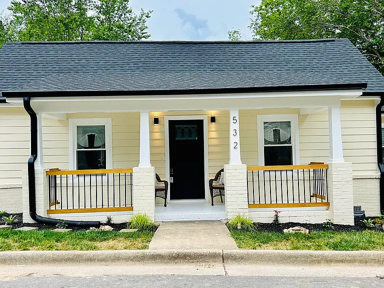532 E Nelson Ave — Photo 1