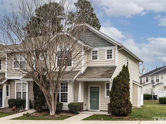 2nd image of 300 Hamlet Park Dr