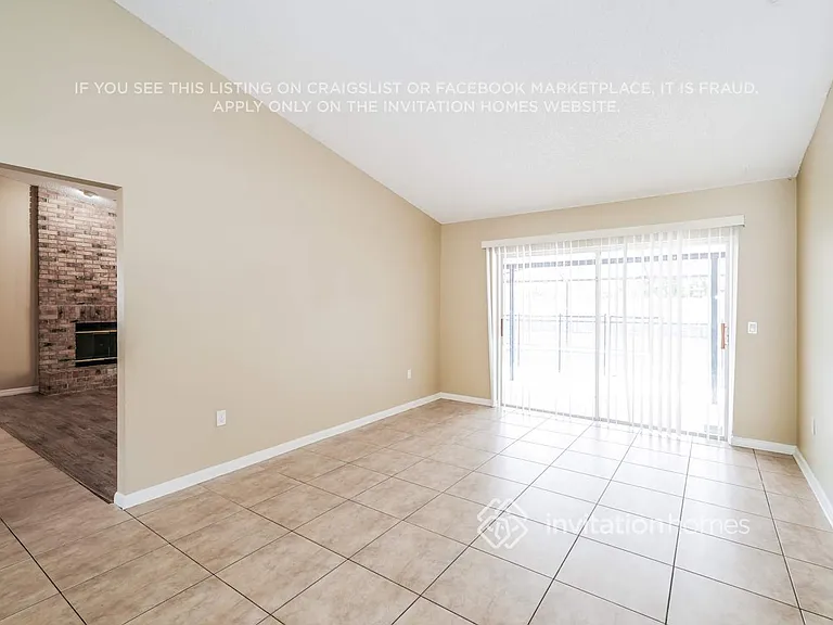 12305 Huckleberry Ct — Photo 3