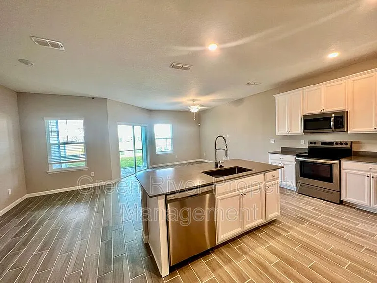 375 Boracay Cir — Photo 7