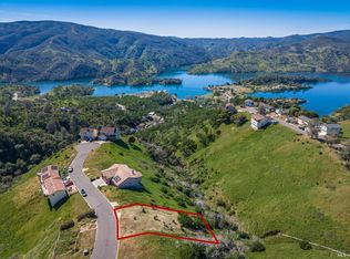 318 Black Oak Lane, Napa, CA 94558