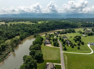 613 Waterstone Cir, Greeneville, TN 37745