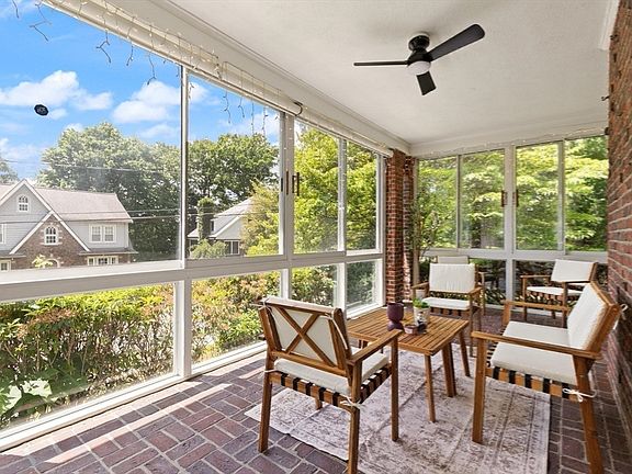3rd image of 35 Arden Rd