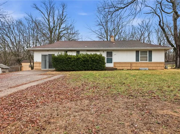 5435 Cedar Ave, Raytown, MO 64133