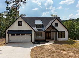 104 Sautee Rdg, Clarkesville, GA 30523