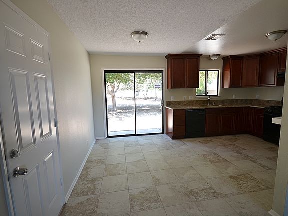 3rd image of 10535 E Avenue S4