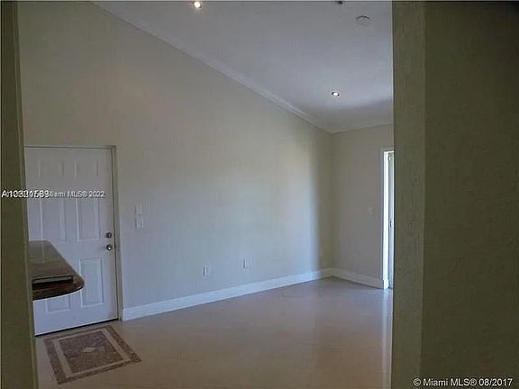 3rd image of 12124 Saint Andrews Pl APT 306