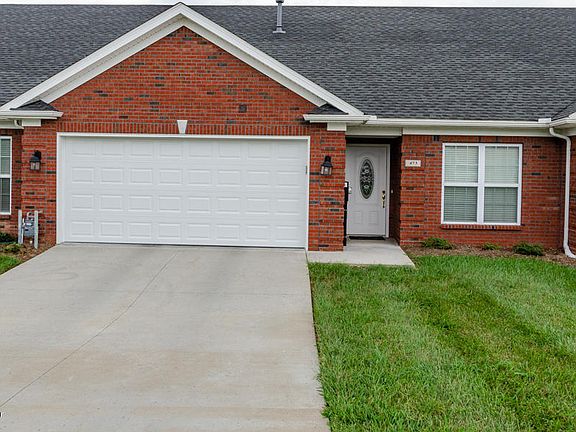 2nd image of 473 Woodlake Dr