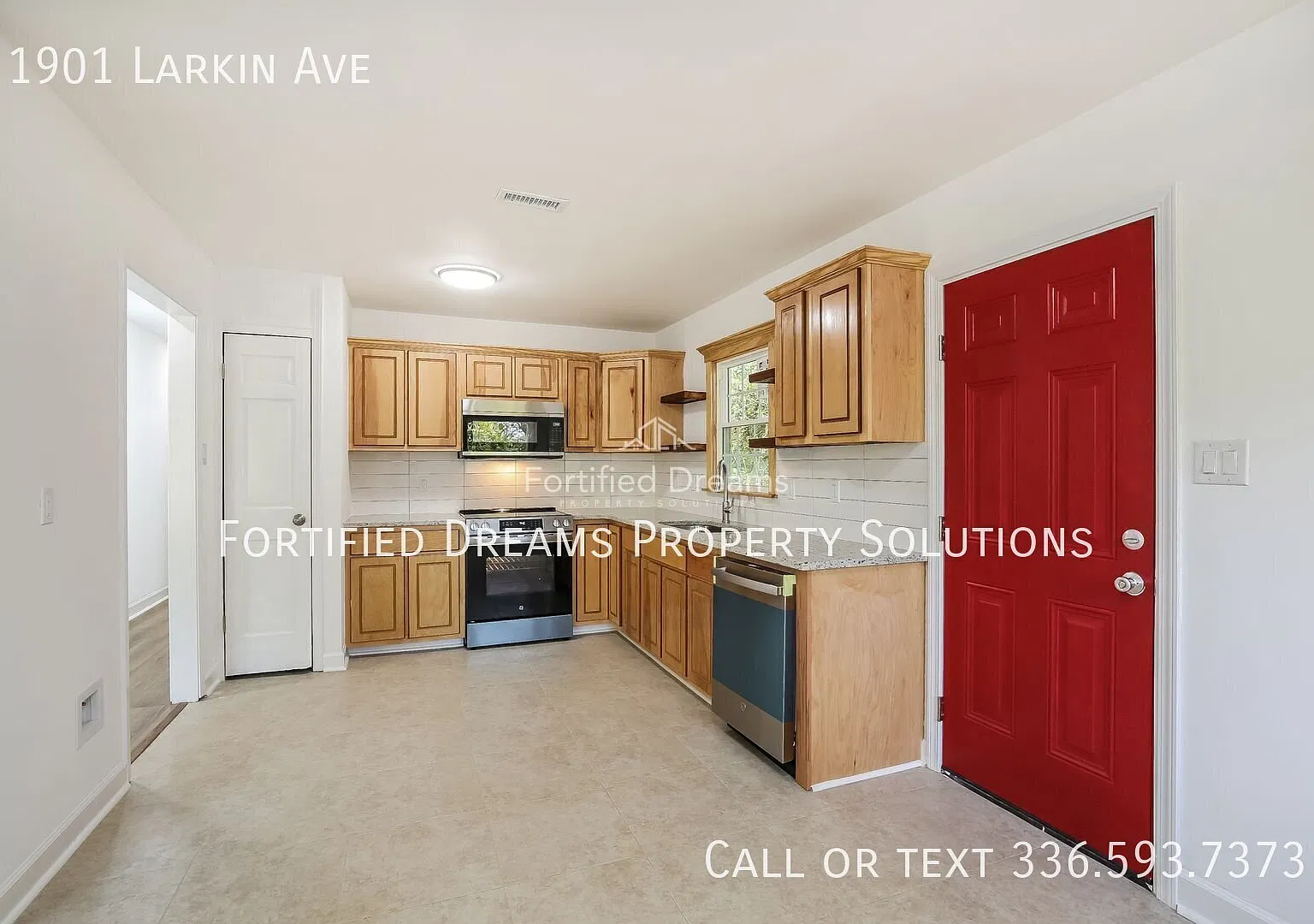 Newly Renovated in Greensboro 3 Bedroom, 1 Bath Single Family Home — Photo 3